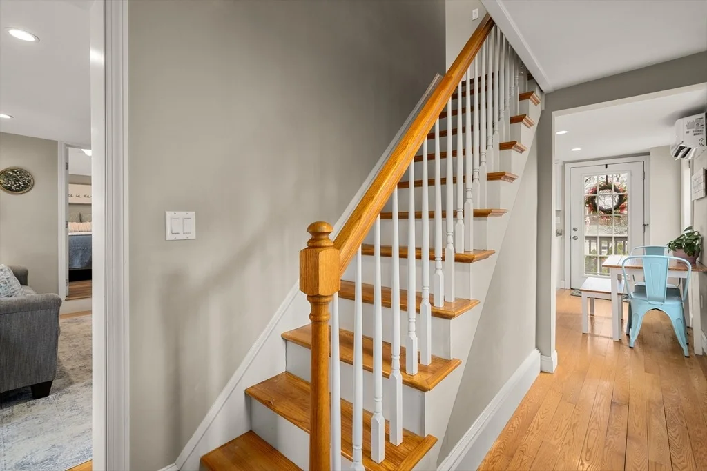 Photo of 10 Cedar St