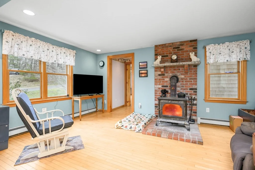 Photo of 2 Short Lots Ln