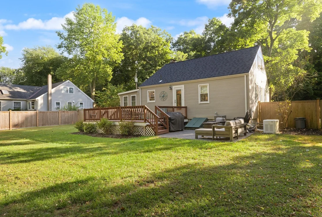 Photo of 17 Cogswell Ave