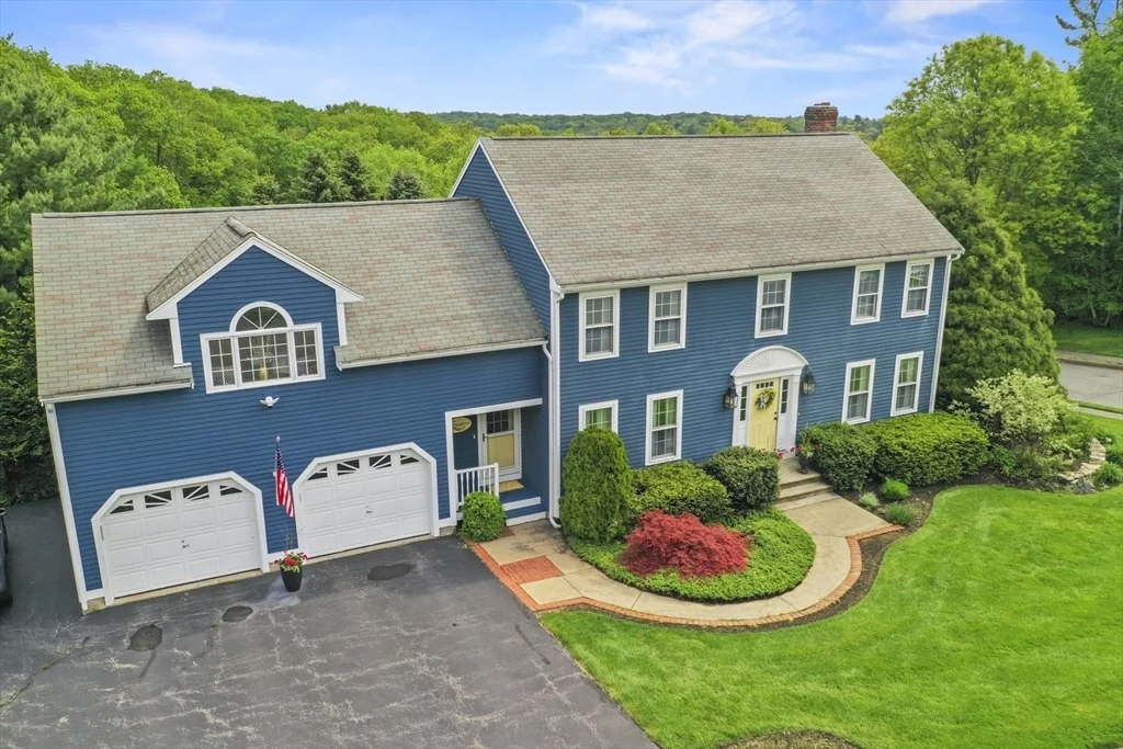Photo of 19 Wachusett Circle