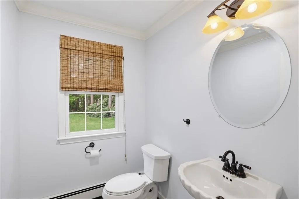 Photo of 32 Millfarm Dr