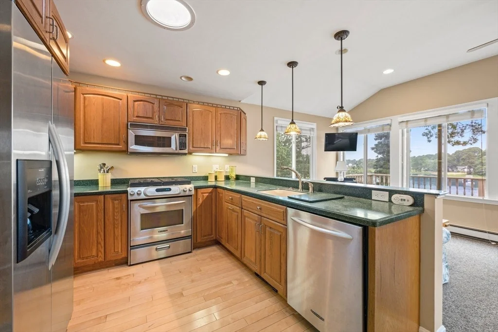 Photo of 49 Edgewater Way