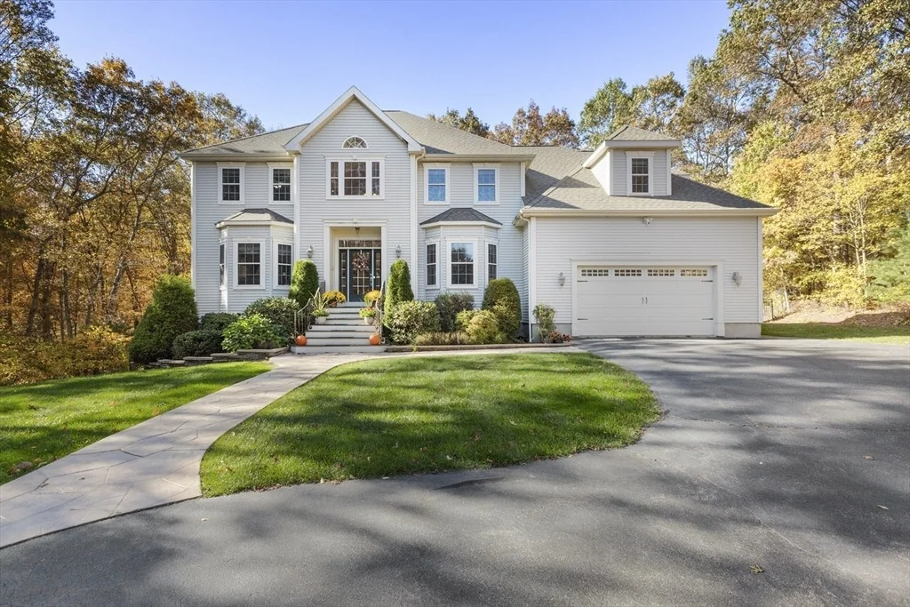 Photo of 16 Hilltop Dr