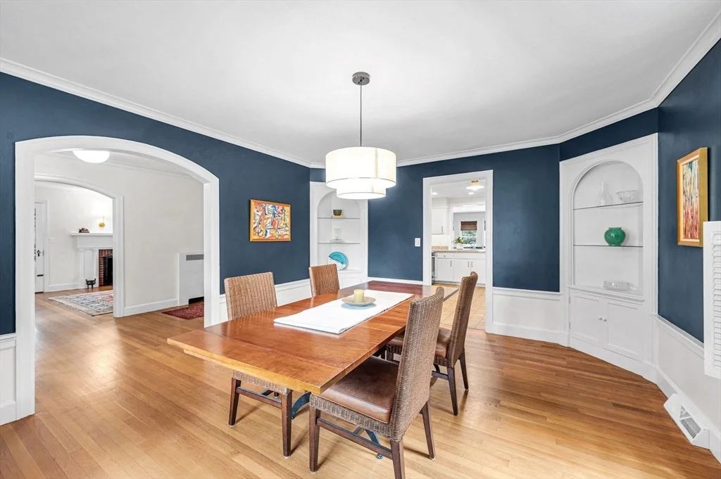 Photo of 28 Brittany Rd