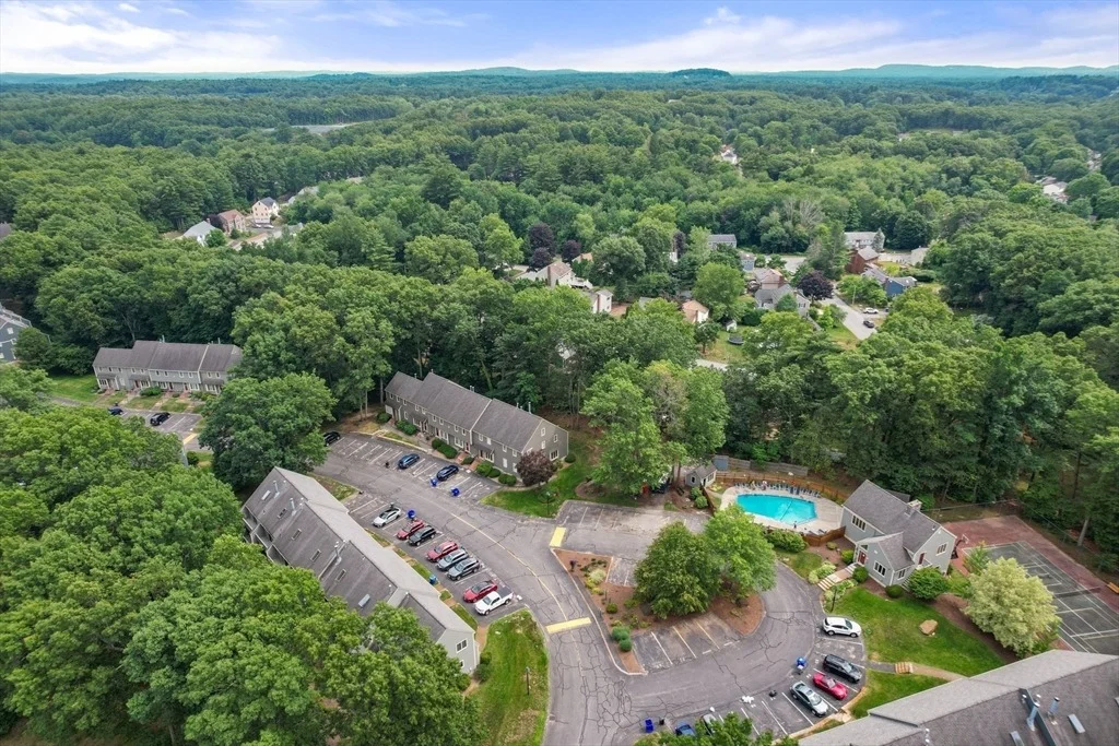 Photo of Unit 1 at 9 Deer Path