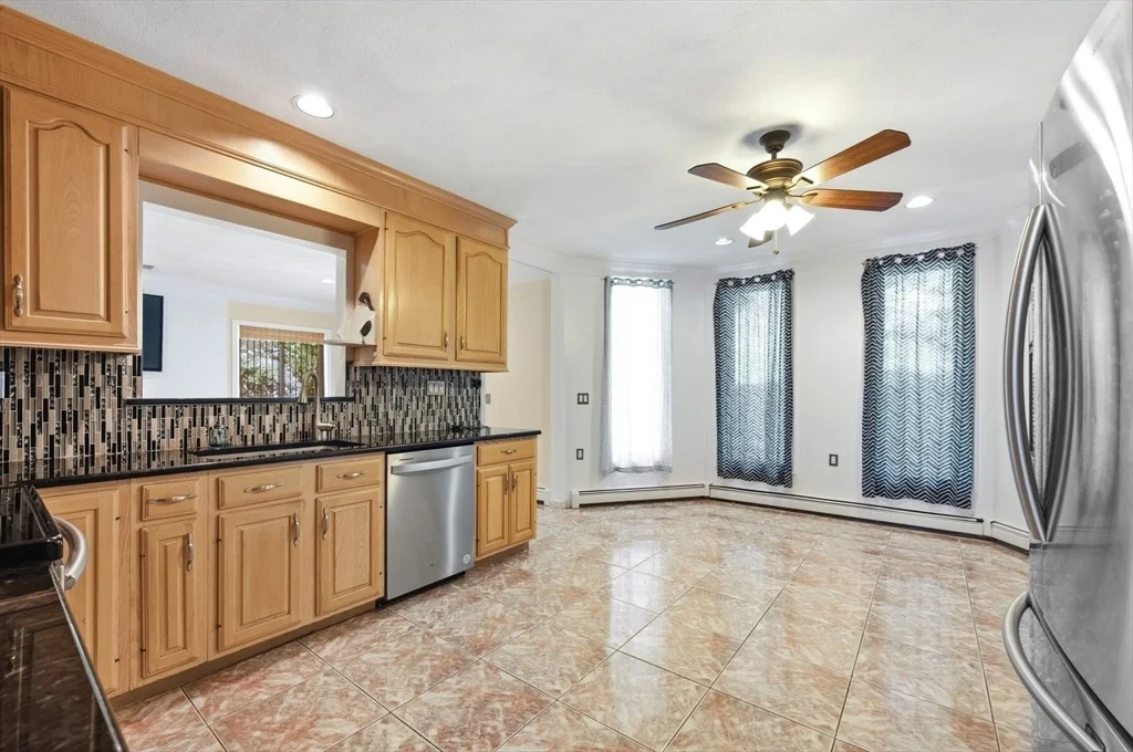 Photo of 12 Parkway Dr