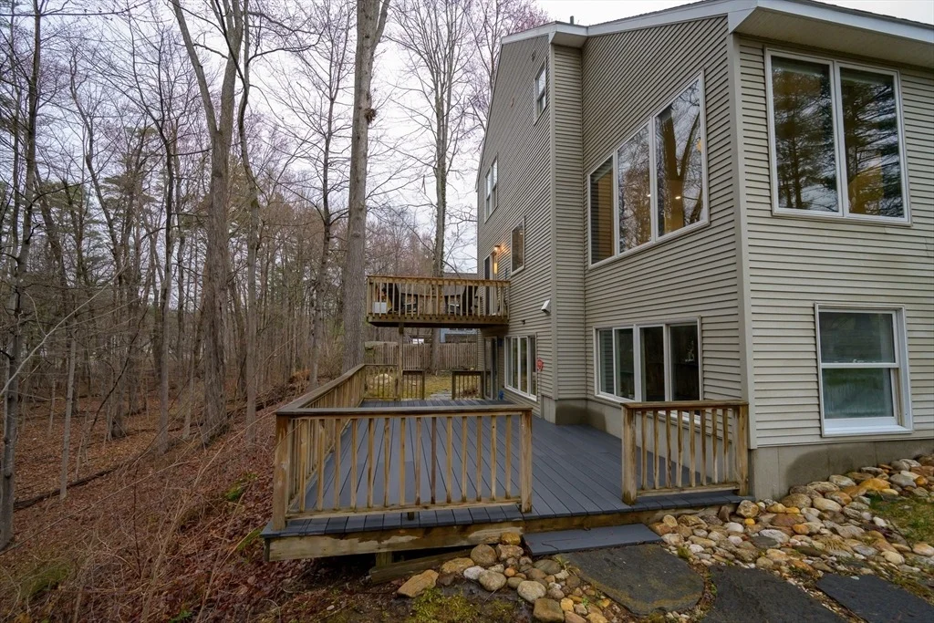 Photo of 39 Dennis Dr
