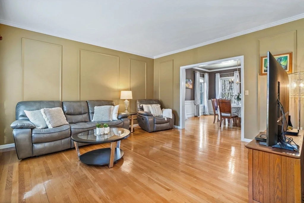 Photo of 15 Winterberry Dr