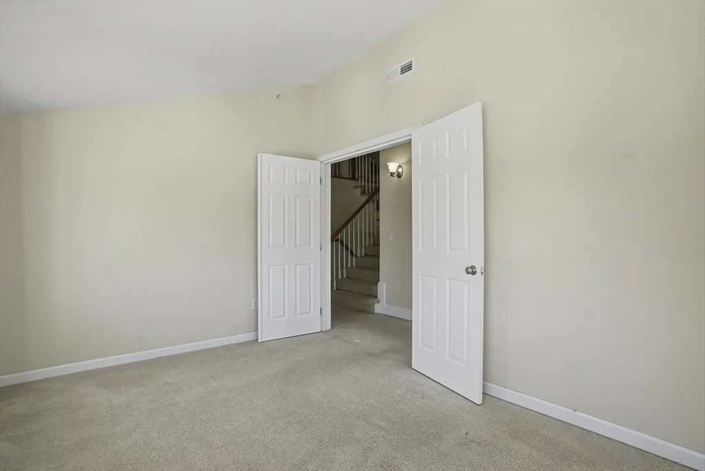 Photo of Unit 4 at 4 John Hancock Dr