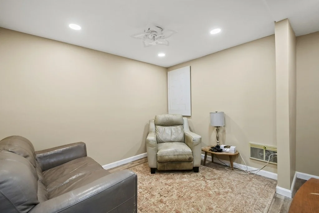 Photo of 175 Armsby Road