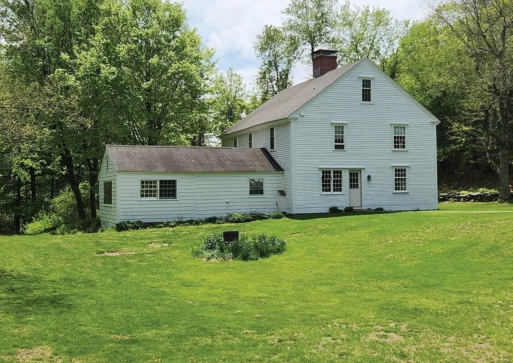Photo of 164 Worcester Rd
