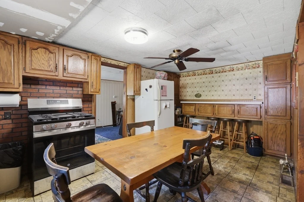Photo of 101 Whitins Rd