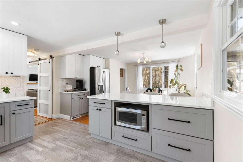 Photo of 77 Bicknell Rd