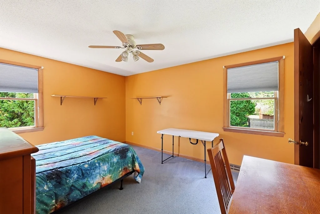 Photo of 16 Lessard