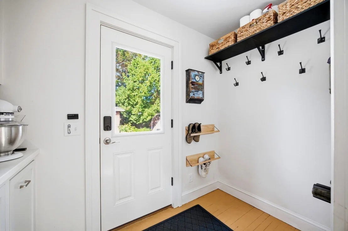 Photo of 211 Crescent St