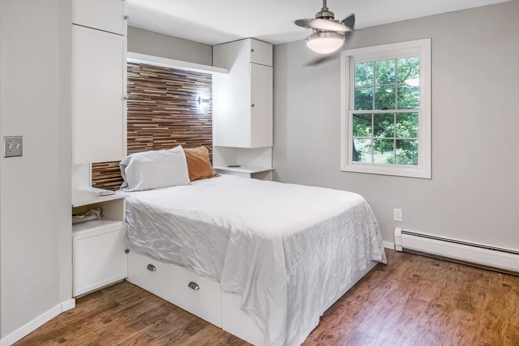 Photo of 31 Golden Dr