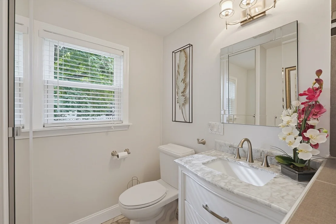 Photo of 38 Dexter Ave.