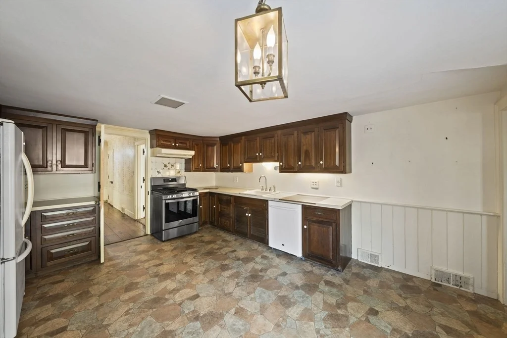 Photo of 18 Winfield Way