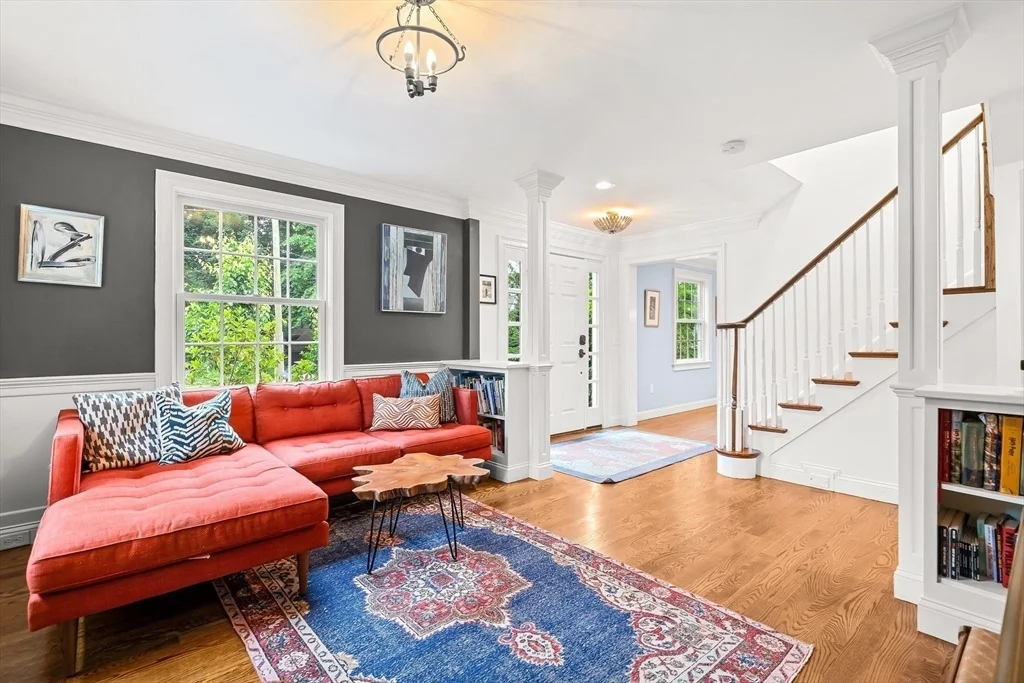 Photo of 10 Kirkland Circle