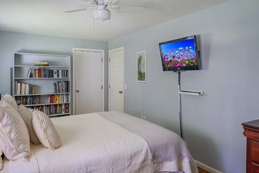 Photo of 558 Spring St