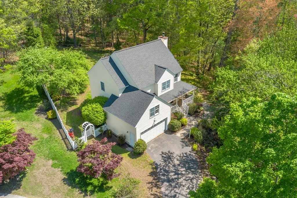 Photo of 21 Mcdonough Dr