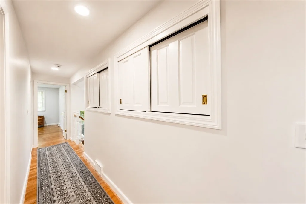 Photo of 33 Edgewood Rd
