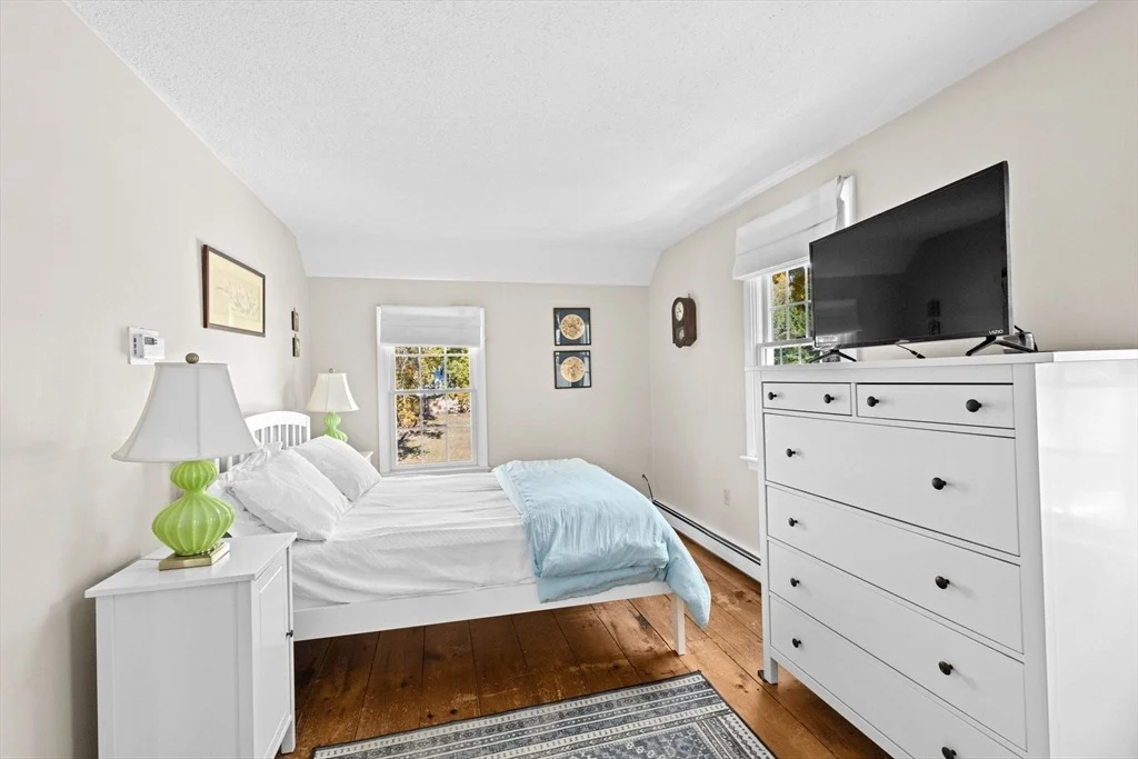 Photo of 16 Three Ring Rd