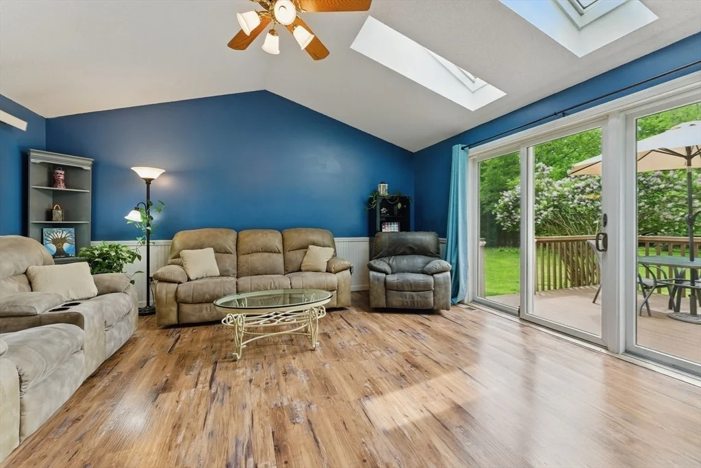 Photo of 237 Bay Road
