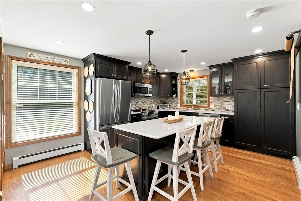 Photo of 51 Barton Ave