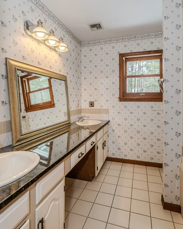Photo of 63 Larkspur Dr