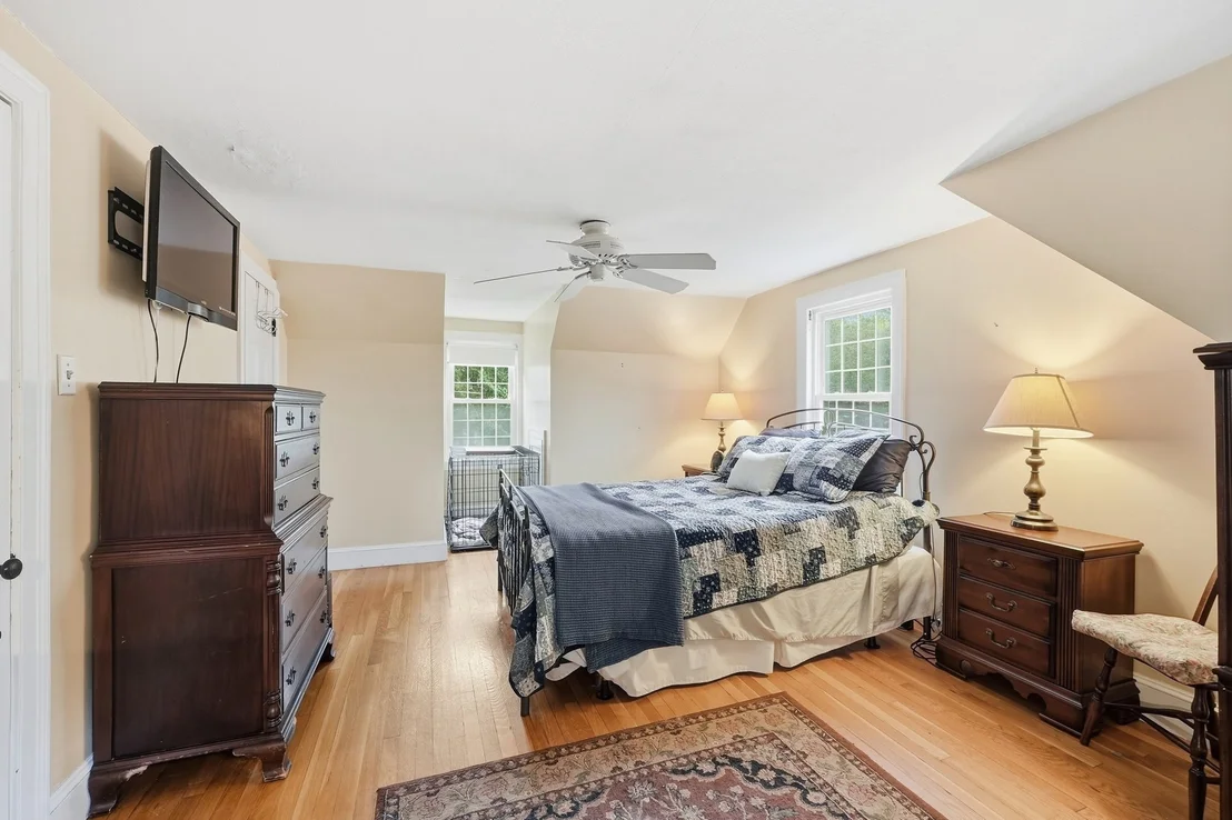 Photo of 153 Lawrence St