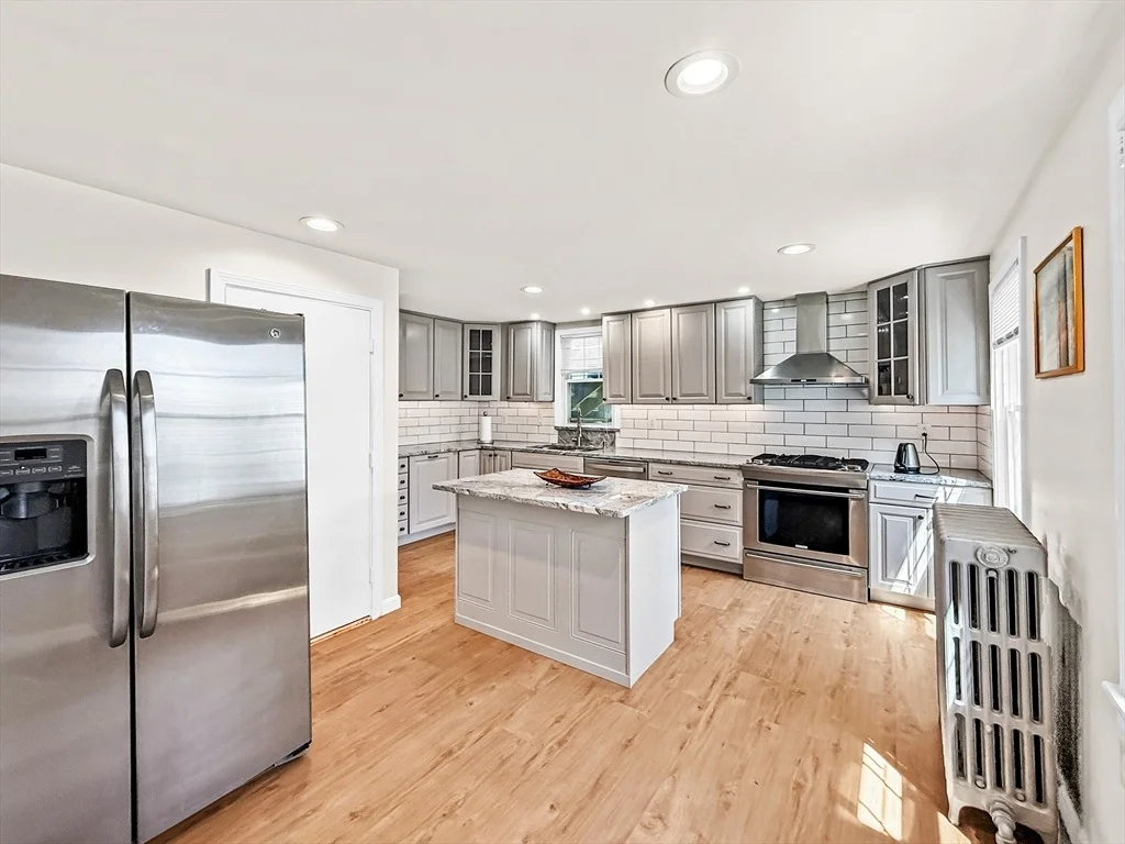 Photo of 76 Baldwin Ave