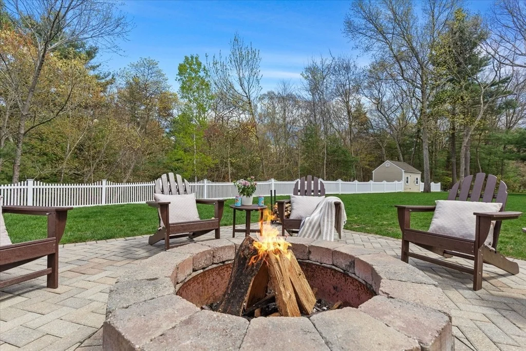 Photo of 21 Cooper Dr