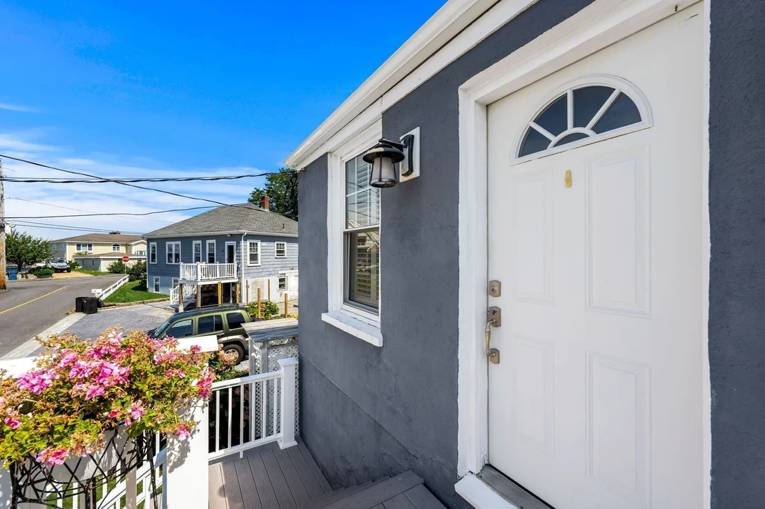 Photo of 6 Fox Hill Road