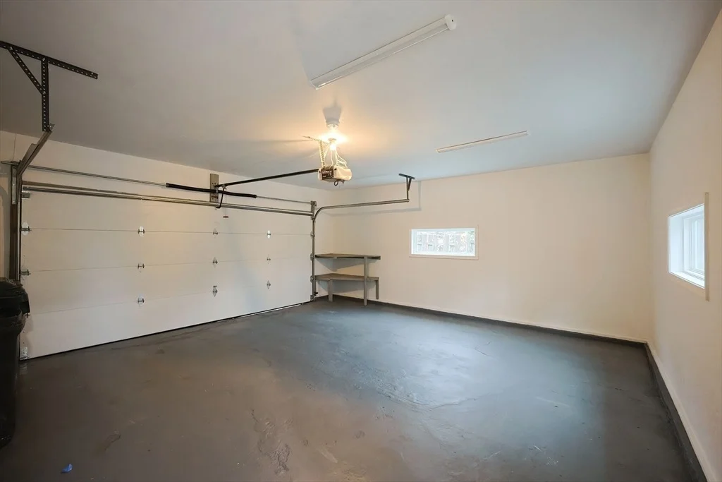 Photo of 5 Avery Heights Dr