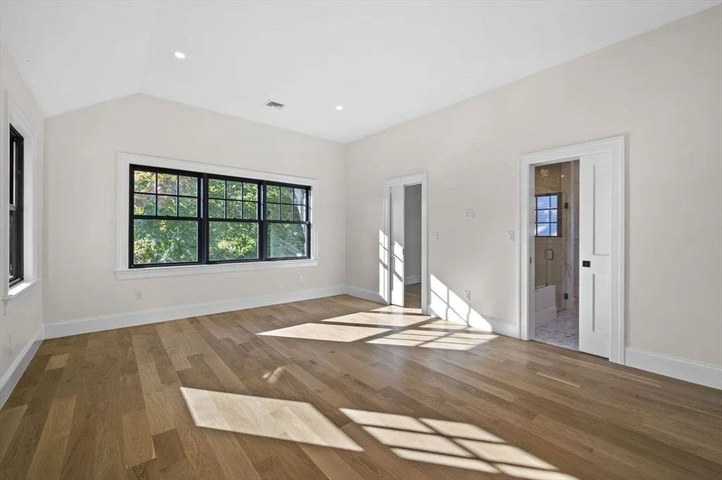 Photo of 20 Puritan Rd