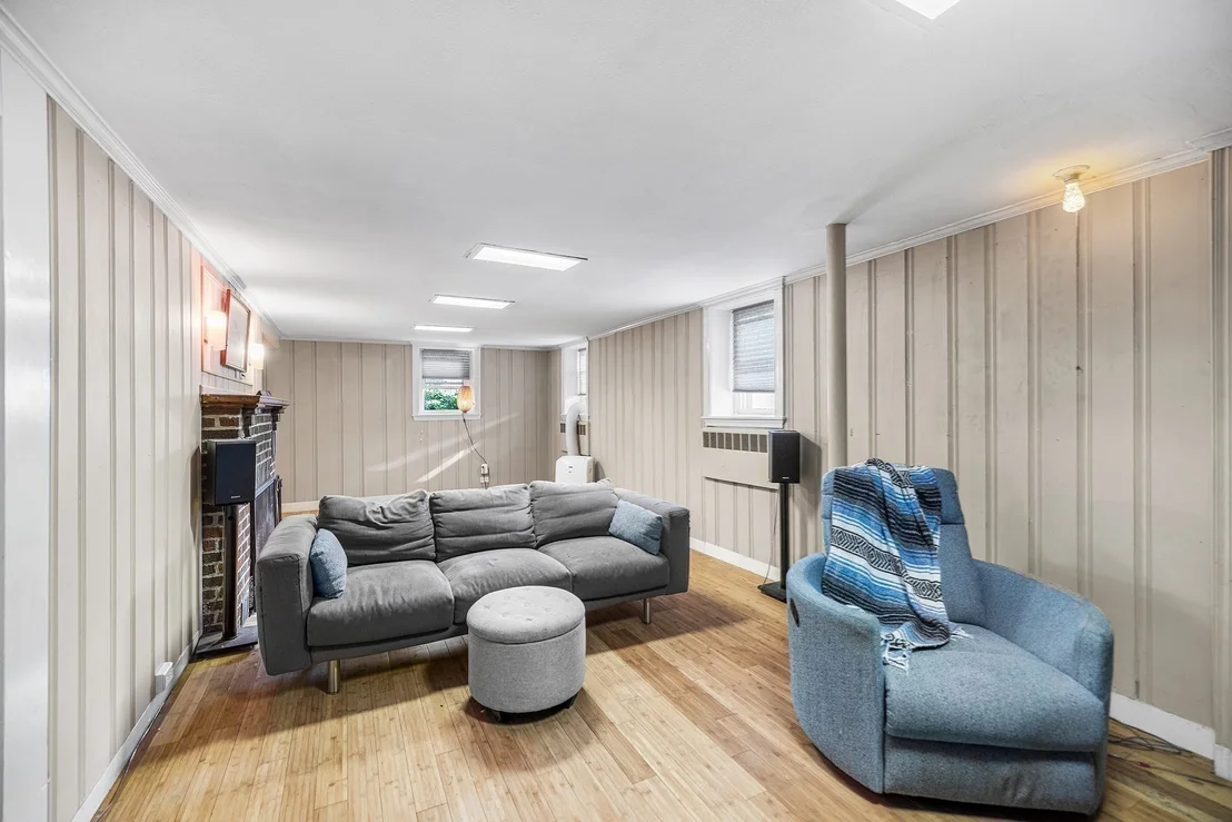 Photo of 43 Dolphin Ave