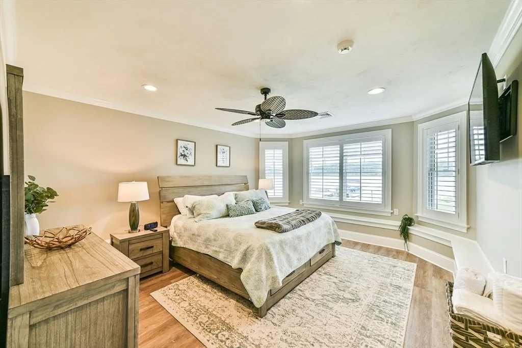 Photo of 15 Bates Grove Rd