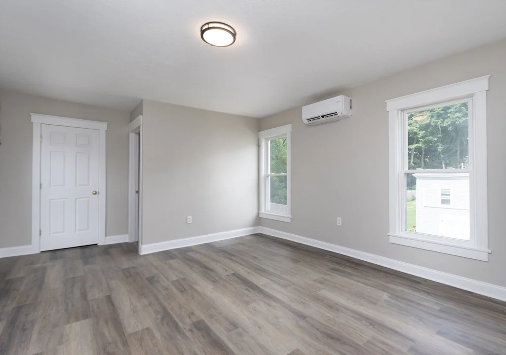 Photo of 5 Irving St