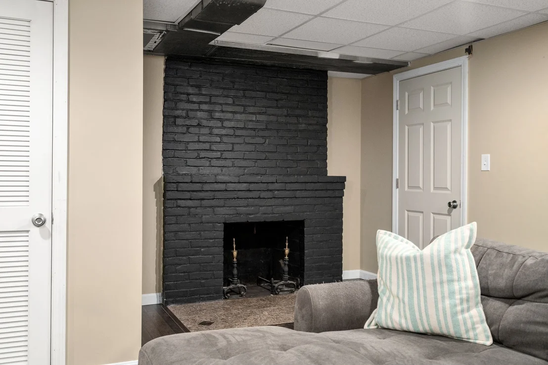 Photo of 15 Claridge Dr