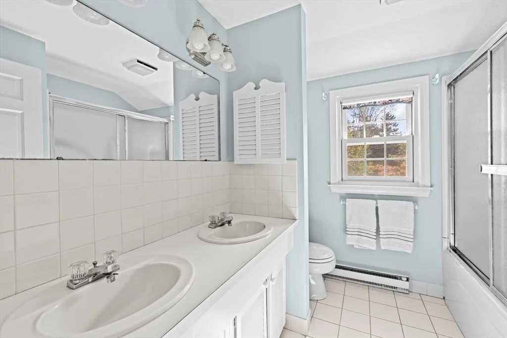 Photo of 28 Riverside Drive
