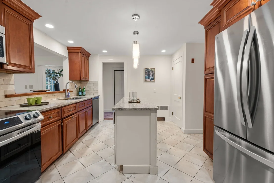 Photo of 139 Webster St