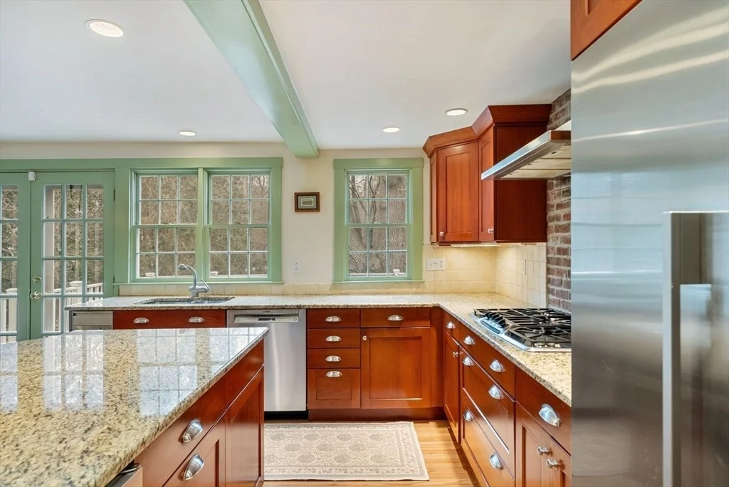 Photo of 74 Chestnut St
