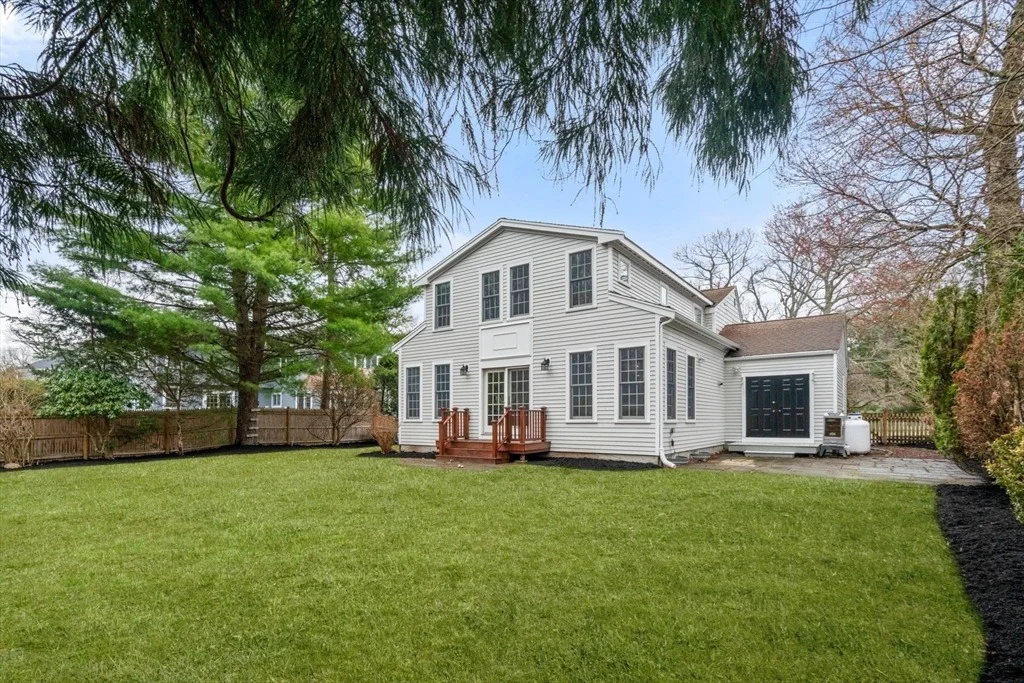 Photo of 19 Overlook Rd