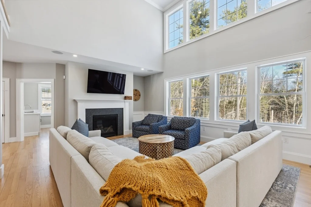 Photo of 16 Crown Road