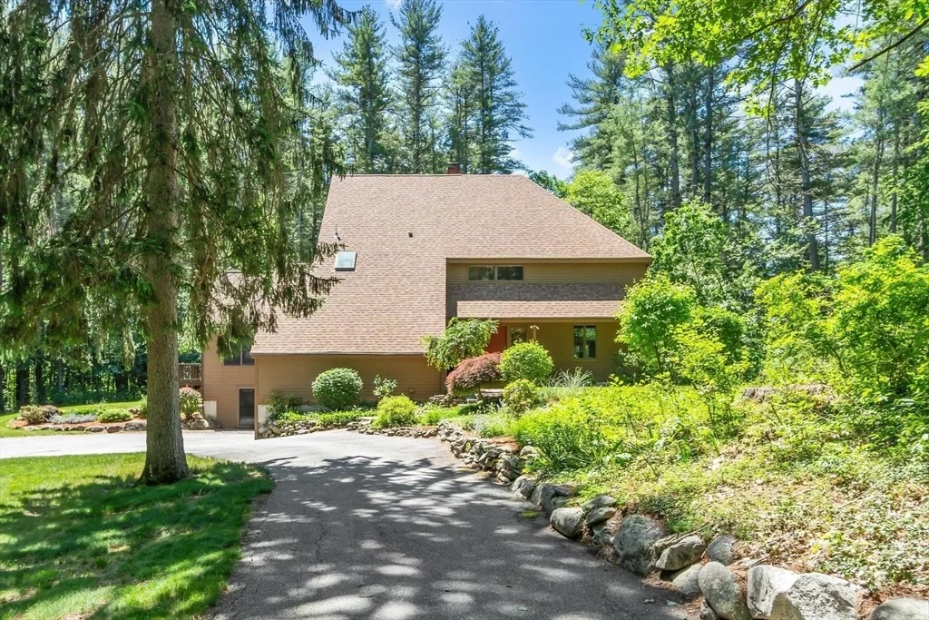 Photo of 78 Carroll Dr