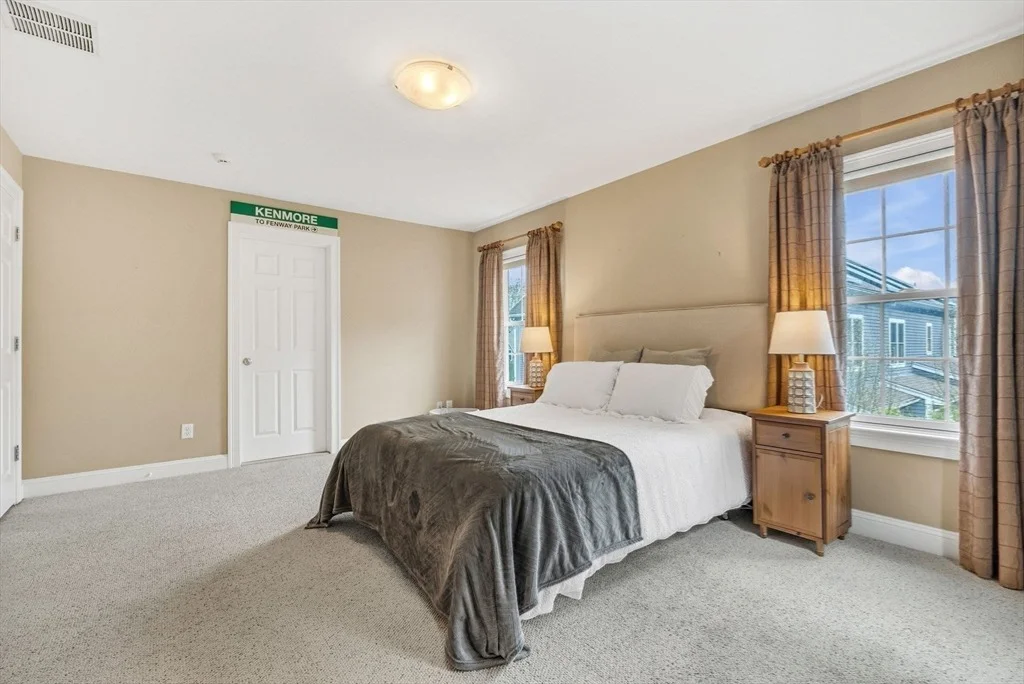 Photo of 52 Longacre Road