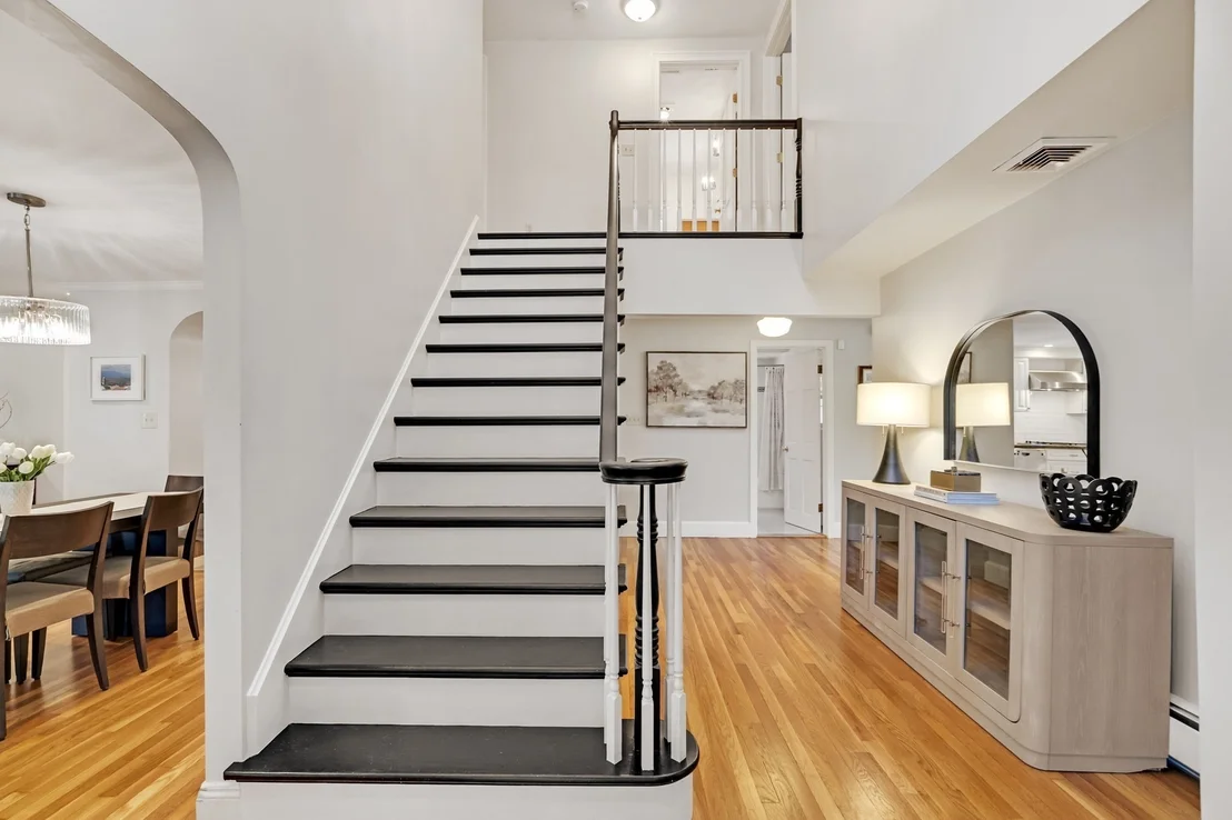 Photo of 32 Webster Rd