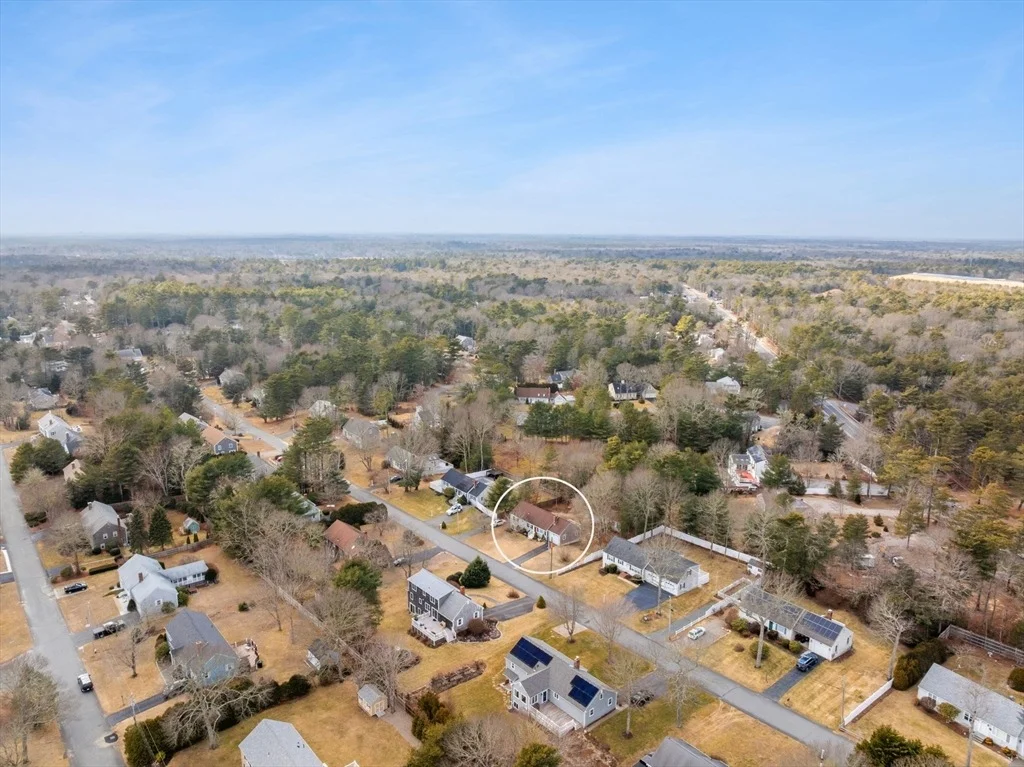 Photo of 38 Westwind Cir