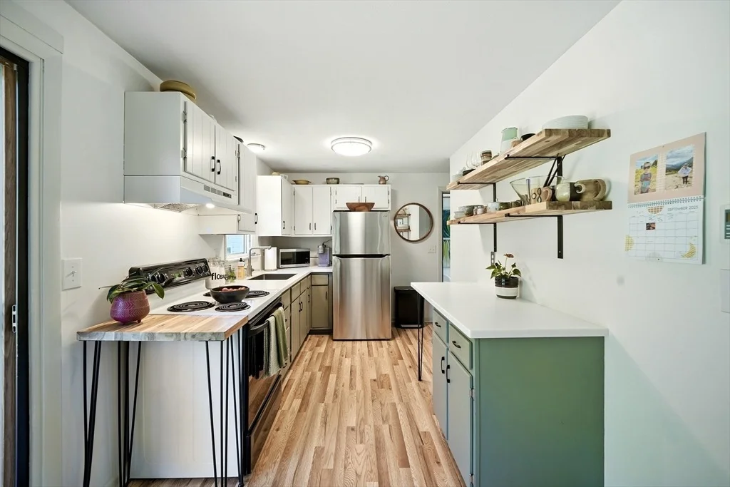 Photo of 1007 Westhampton Rd